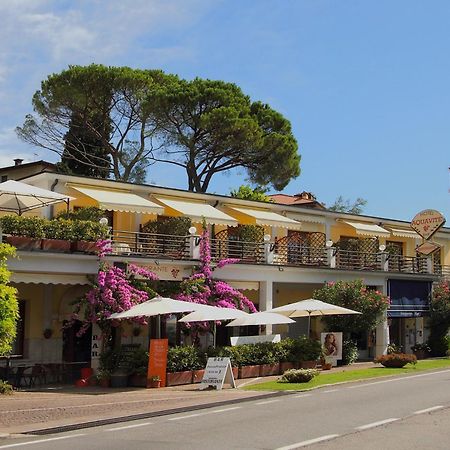 Hotel Aquavite Gardone Riviera Exterior photo