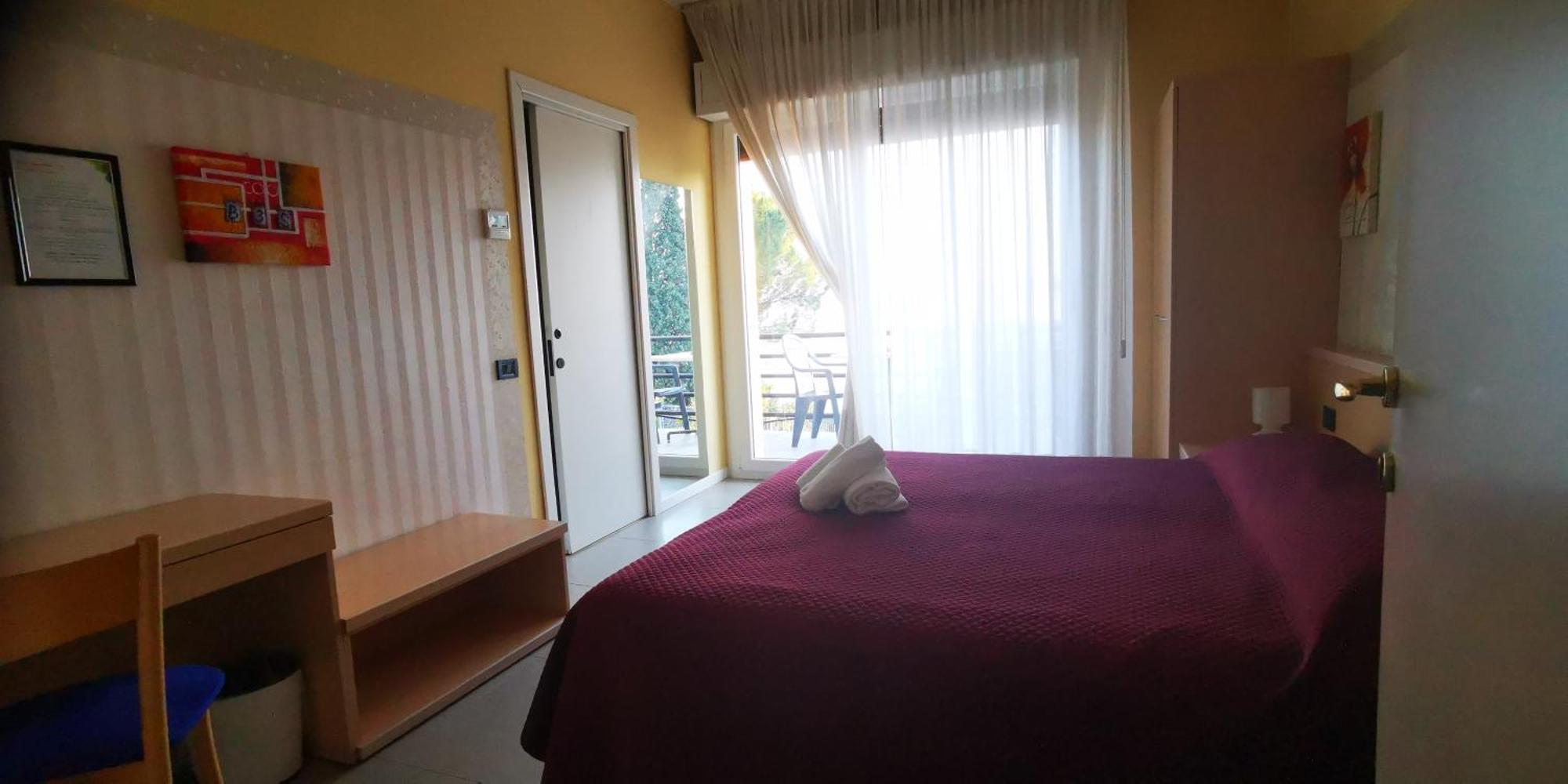 Hotel Aquavite Gardone Riviera Exterior photo